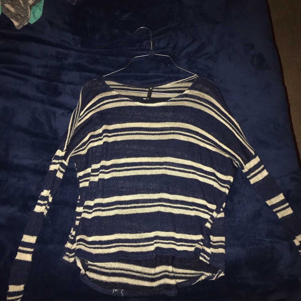Long sleeve top